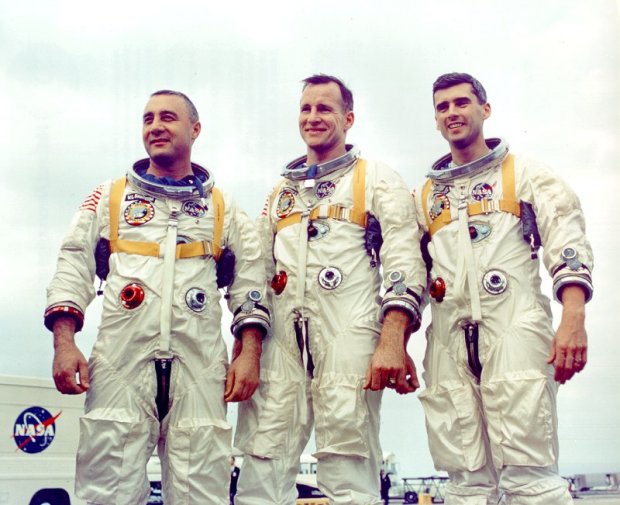 ������ "Apollo-1" (����� �������): ������� �������, ������ ���� � ������ �����.