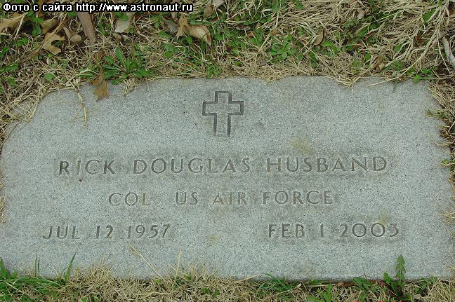 ���, ��. �����,
�������� Llano Cemetery.
������ ���� ��������
(���� � ����� K���������� ������������ "ASTROnote")