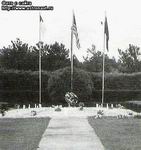 (��������� ����)
���, ��. ����� ��������, �. ���� ����,
������������ �������� Rest Lawn Cemetery.
����� ������� ����������� �.�. ��������
(���������� � ����� http://www.astronaut.ru)
