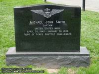 (��������� ����)
���, ��. ���������,
������������� ������������ ��������.
������ �.�. �����
(Photo by Russell C. Jacobs, July 2007, http://www.arlingtoncemetery.net)