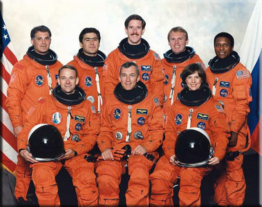 ������ STS-89. ����� (����� �������): ��� �������, ������ ������� � ����� ������. ����� (����� �������): ����� �����, ������� �������, ������ ������, ����� ����� � ����� �������� 